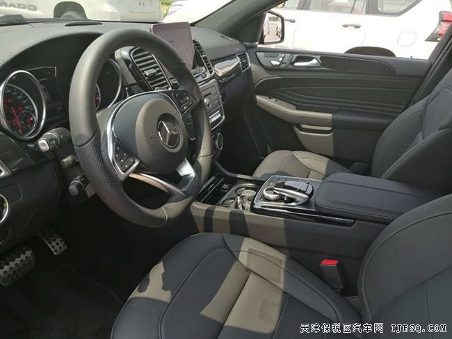 19款奔驰GLE43AMG加规版 运动包/高级包现车72.8万尽享