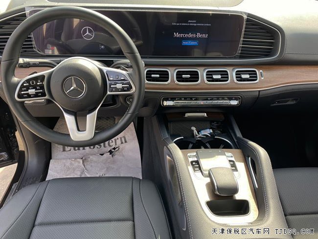 2020款奔驰GLE450墨西哥版 抬显/全景天窗现车73万优选