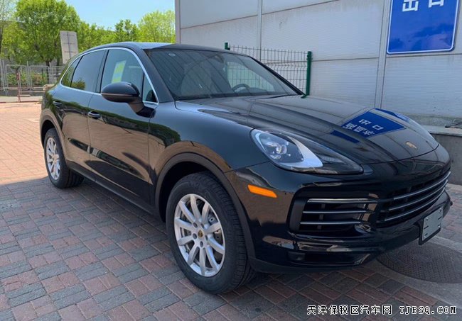 2020款保时捷卡宴3.0T加规版 21轮/大豪华包现车96万购