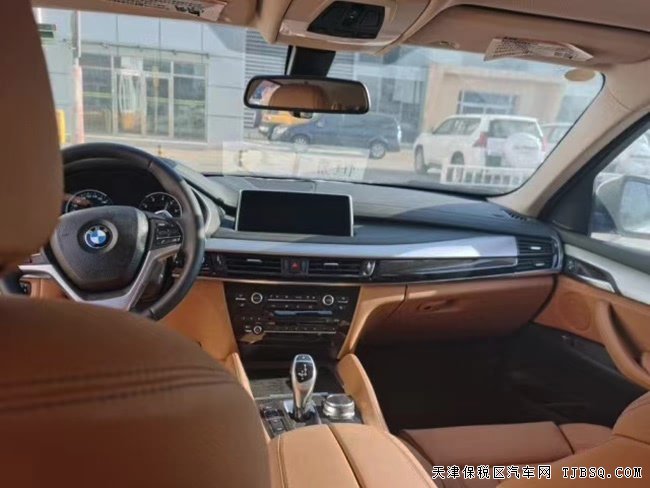 平行进口19款宝马X6中东版 19轮/真皮/天窗现车62.5万