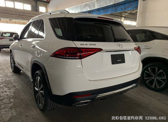 2020款奔驰GLE350美规版 小窗/19轮/12.3寸宽屏现车62万