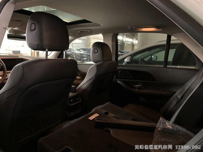 2020款奔驰GLE350美规版 小窗/19轮/12.3寸宽屏现车62万