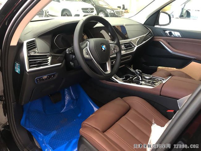 2019款宝马X7欧规版 20轮/7座/环影/全景天窗现车88万