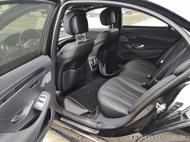 2019款奔驰S560加规版 豪华包/运动包/智驾包现车137万