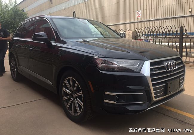 平行进口车19款奥迪Q7加规版 20轮/环影/BOSE现车66.9万