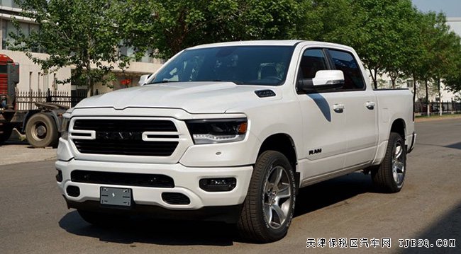 2020款道奇公羊5.7L运动版 20轮/底升/全景天窗现车46万