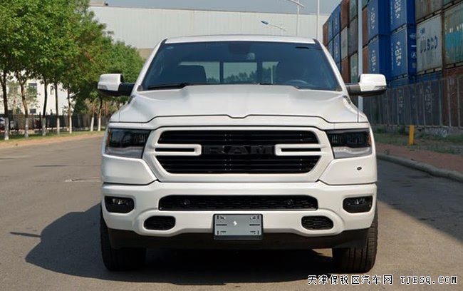 2020款道奇公羊5.7L运动版 20轮/底升/全景天窗现车46万