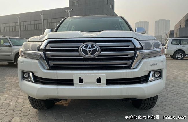 2020款丰田酷路泽5700中东版 遥启/18轮/天窗现车103万