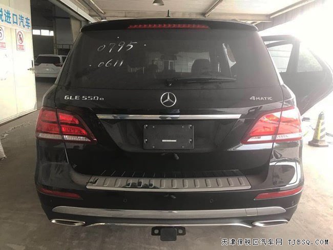 2018款奔驰GLE550E美规版 P02包/环影/全景天窗现车69万