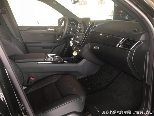 2018款奔驰GLE550E美规版 P02包/环影/全景天窗现车69万