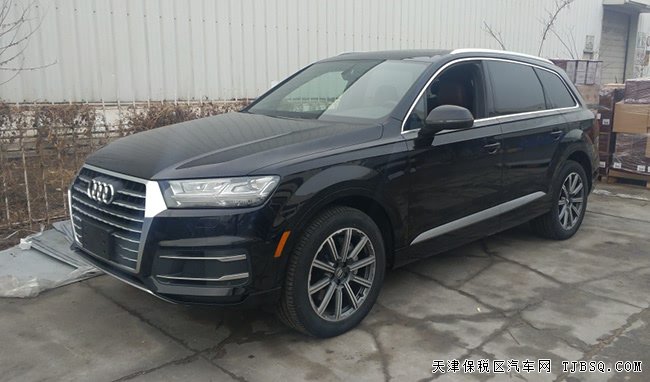 2019款奥迪Q7加规版 动态驾驶包/驾驶包/环影现车69.8万