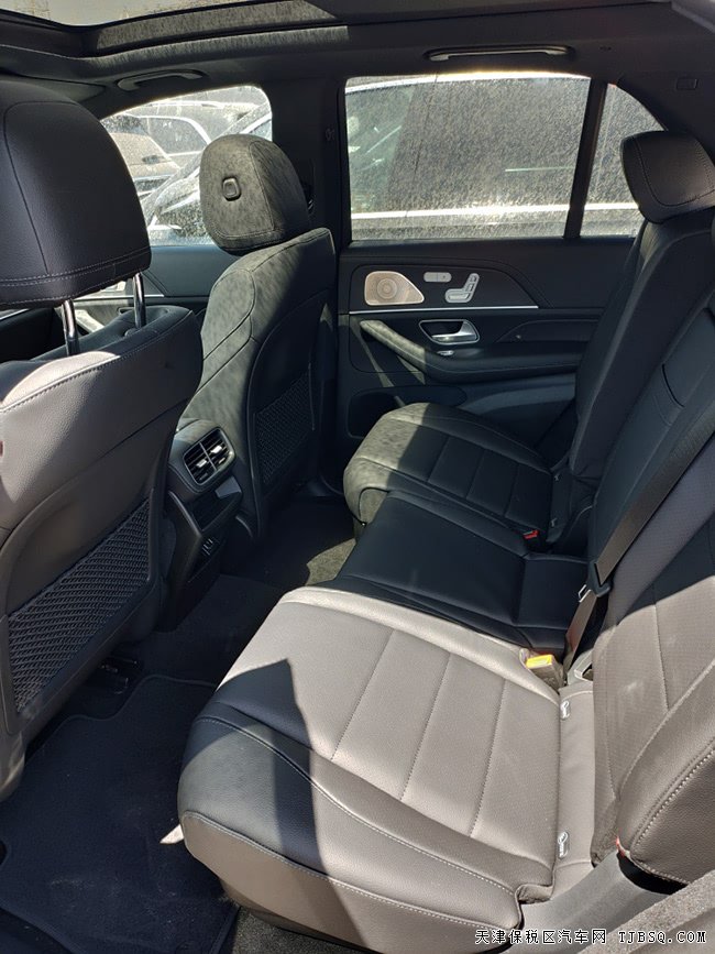 20款奔驰GLE350加规版 豪华包/暗夜运动包/7座现车69万