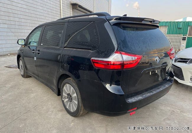 2020款丰田塞纳3.5L四驱XLE版 18轮/7座/天窗现车54万