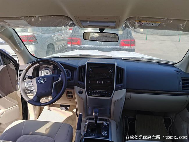 2019款丰田酷路泽4500中东版 17轮/冰箱/底挂现车96万