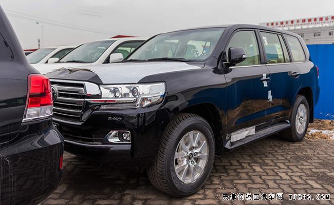 20款丰田酷路泽5700中东版 12气囊/天窗/18轮现车99.8万