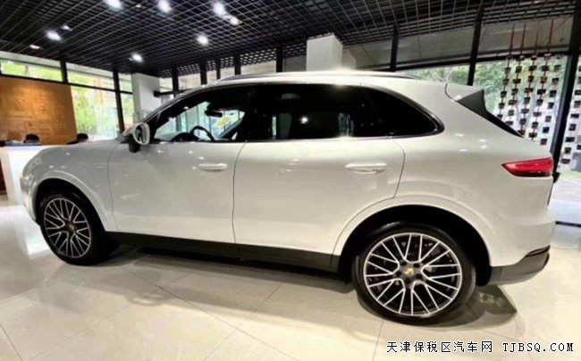 19款保时捷卡宴3.0T加规版 金属漆/21轮/环影现车96万