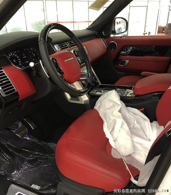 20款路虎揽胜3.0T柴油创世加长版 22轮/300PD现车144万