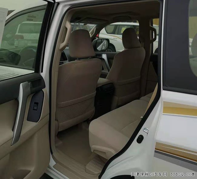 2020款丰田霸道4000中东版 前小杠/天窗/后挂现车59.2万