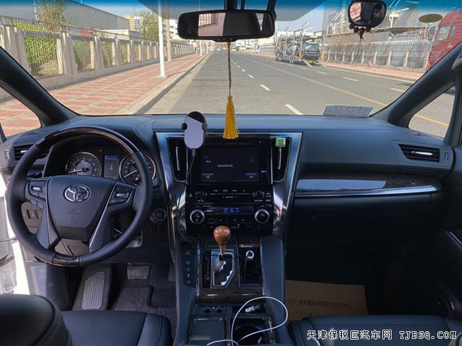 19款丰田埃尔法3.5L尊贵版 航空座椅/双天窗现车98.5万