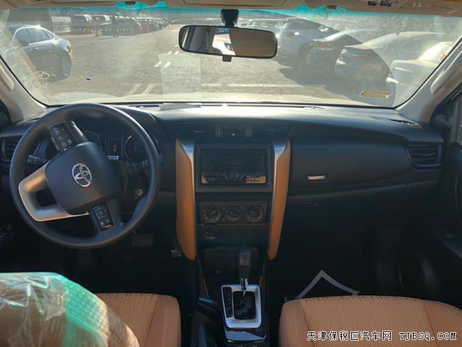 2019款丰田穿越者2700中东版 17轮/7座/3气囊现车28.5万