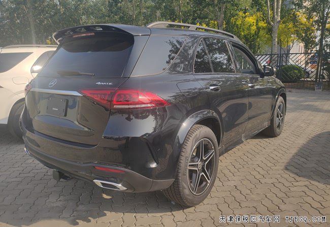 2020款奔驰GLE350美规版 20轮/暗夜包/全景天窗现车68万