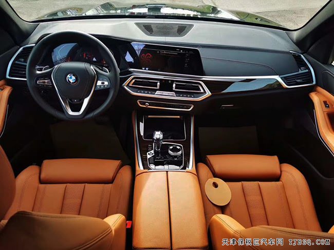 2020款宝马X5墨西哥版 20轮/全景天窗/电尾门现车69.5万