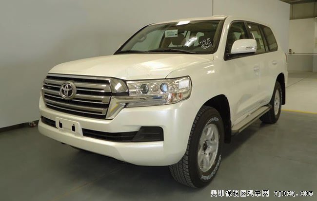 20款丰田酷路泽4600中东版 8气囊/18轮/天窗现车95万购