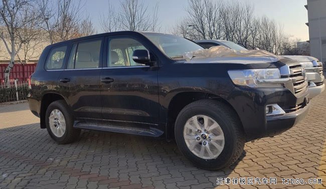 20款丰田酷路泽5700中东版 天窗/12气囊/18轮现车98.5万