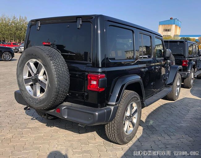 2019款JEEP牧马人2.0T加规版 平行进口车优惠尊享