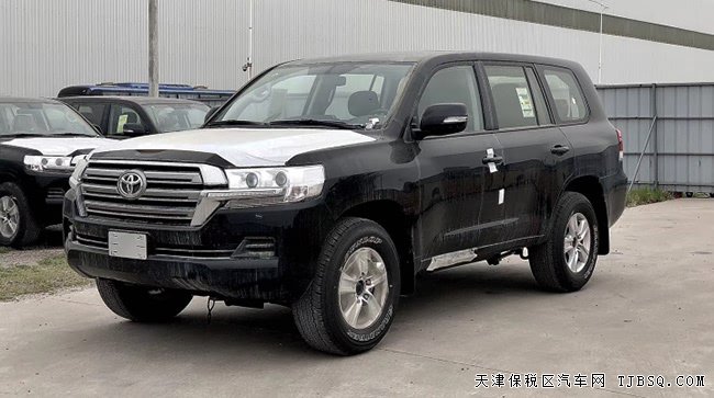 2020款丰田酷路泽4000中东版 17轮/天窗/8气囊现车72万