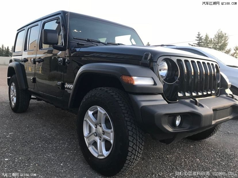 19款牧马人2.0T 自动 两门 硬顶 Sport S给你顶级驾驶感