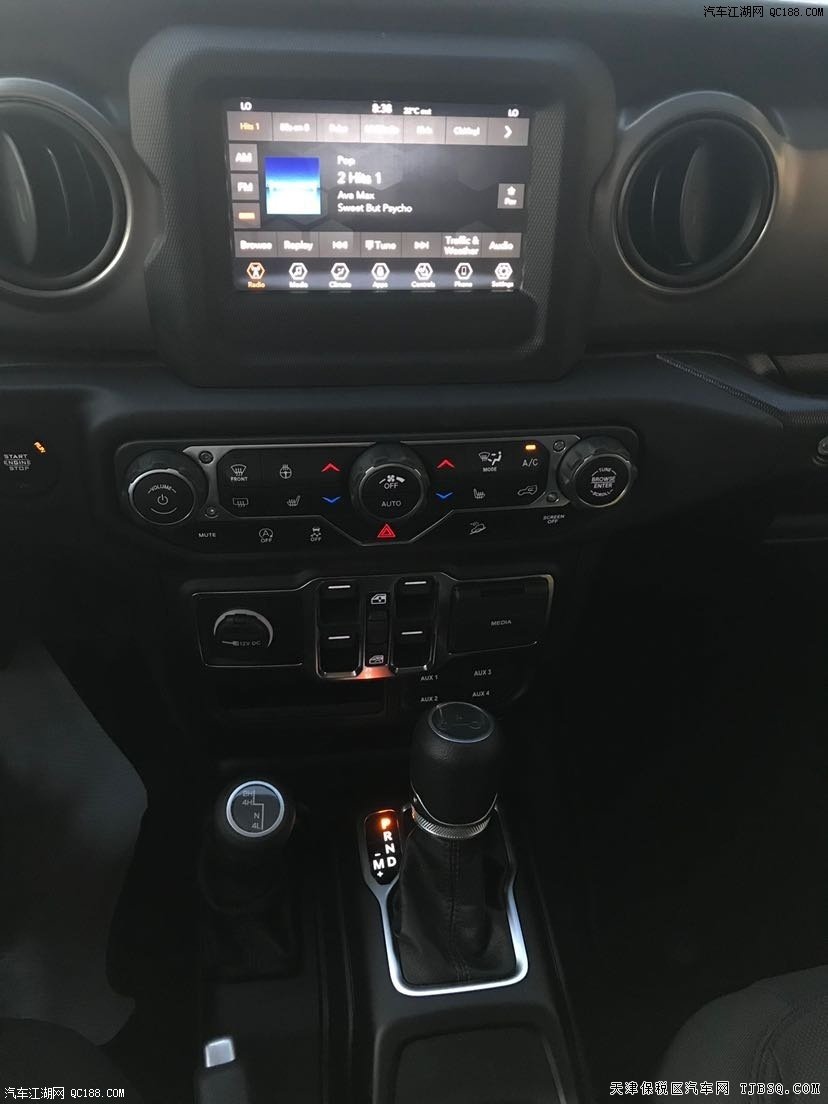 19款牧马人2.0T 自动 两门 硬顶 Sport S给你顶级驾驶感