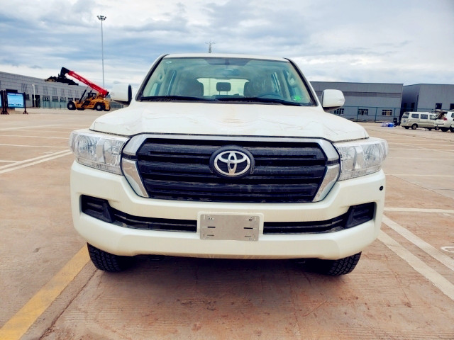 20款中东版丐版酷路泽 丰田保值王！平行进口丐版仅售68万5