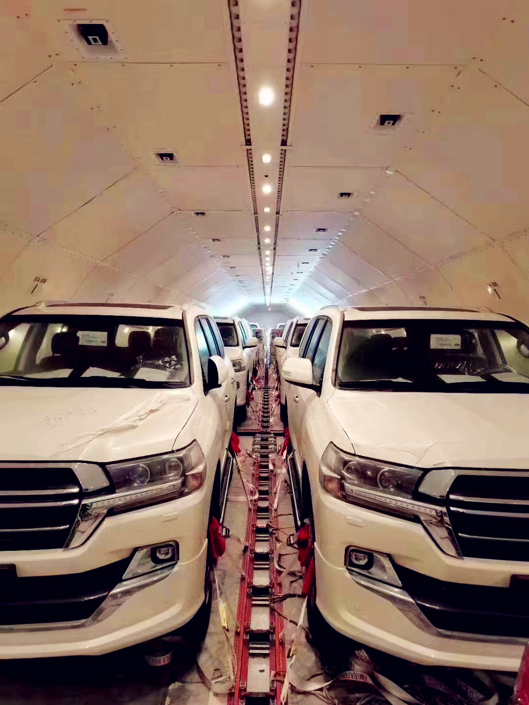 20款中东版丐版酷路泽 丰田保值王！平行进口丐版仅售68万5