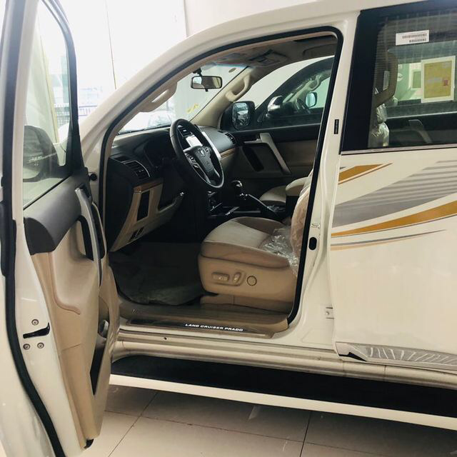 霸道2700 20款 VX 外挂 仅售52 现车手续全齐