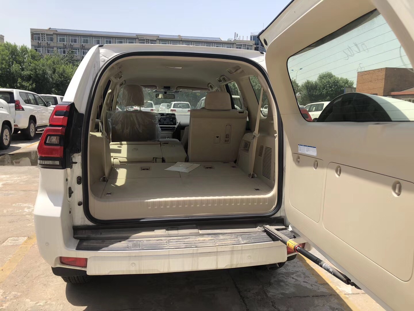 20款中东丰田霸道普拉多4000EXR版 现车仅售60.5万