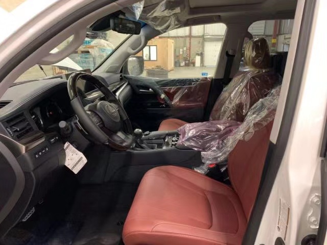 20款加版雷克萨斯LX570 特惠全国巅峰让利仅售157万