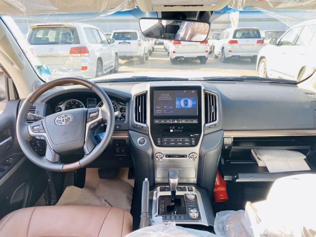 天津港中东版酷路泽5700 20款 VXR GTS 12气 底升仅售131万