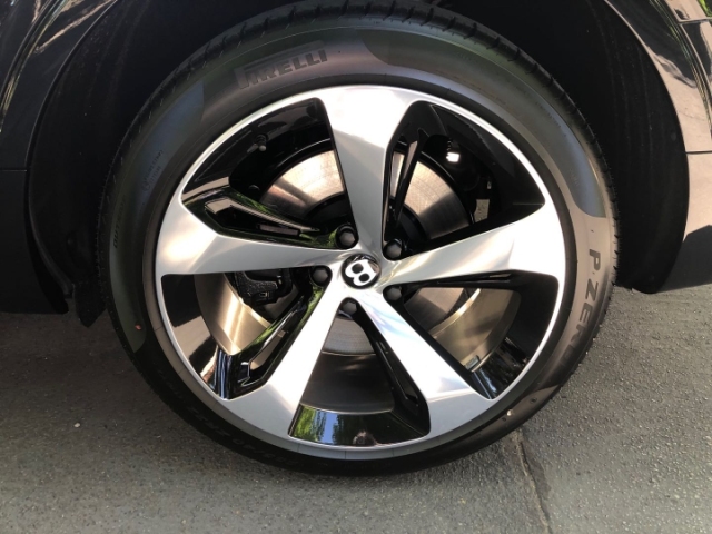 Խ 20 4.0T  ŷ˫ƴ/ȴ̺ 286