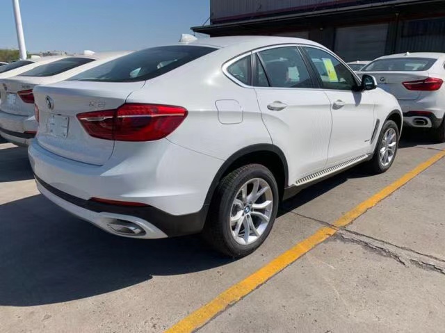 19款宝马X6中东版标配 港口限时最低价仅售62万