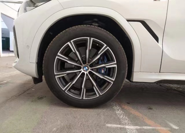 20款宝马X6M运动版 国六排放全国首批仅售79.5万