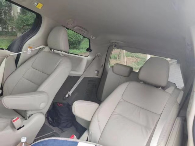 20款丰田塞纳3.5L两驱真皮版 同级别最强MPV售44.5万