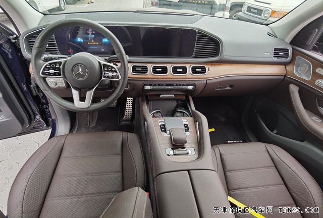 国六奔驰GLS4月中交车，预购价格优惠，仅售120万！