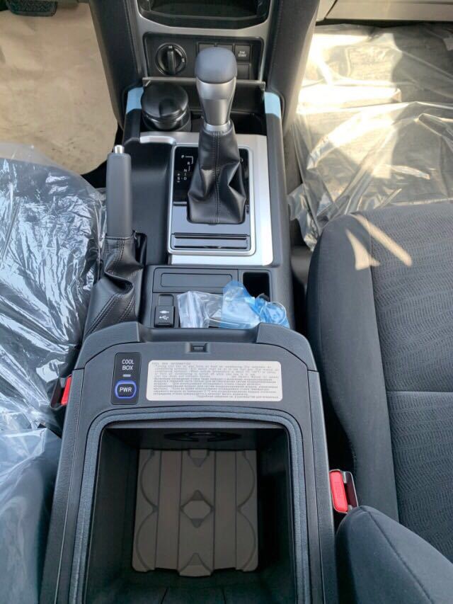 19款丰田霸道3000柴油版 港口夏日限时特价59.7万