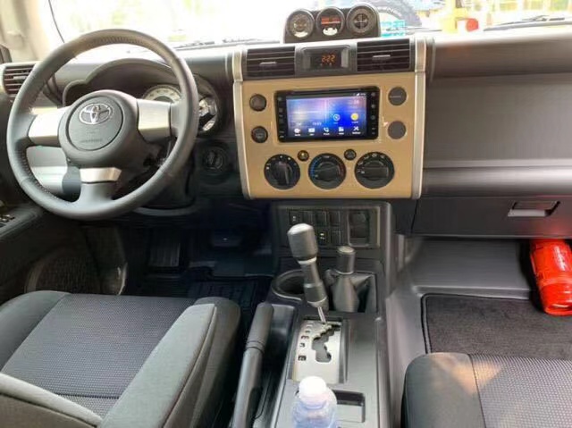 2020款酷路泽FJ 复古越野小钢炮港口限时优惠47万