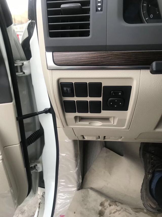 2020款酷路泽4000遥启版 港口现车钜惠仅售75万