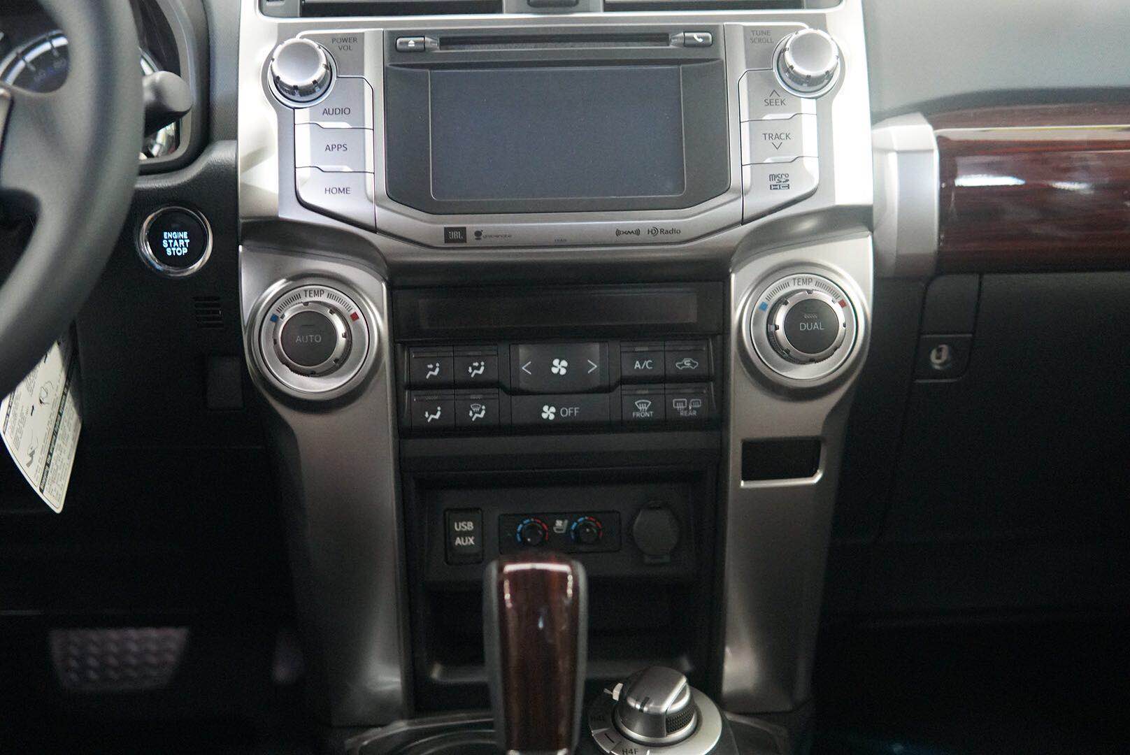 更为年轻态的越野 丰田超霸4.0LTD版本 天津港仅售57