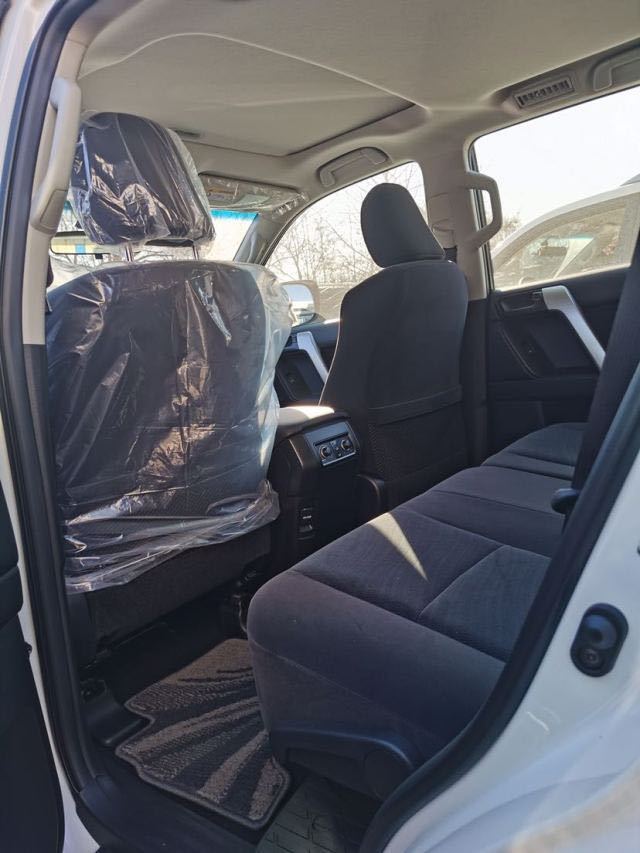 2020款丰田霸道3000柴油版 中东版国五现车仅售61万