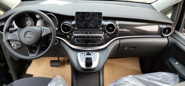 天津港中东版2020款奔驰V250  2.0T 标准 加长仅售54万7