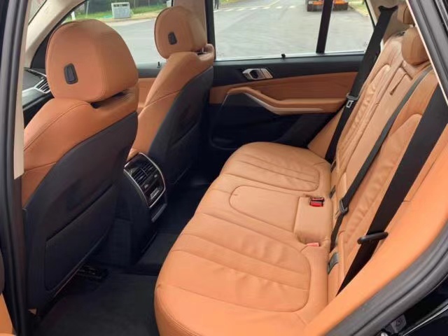 19款宝马X5中东版3.0T中配版 港口现车钜惠仅售71.5万